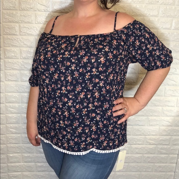 Tops - Navy Blue Floral Cold Shoulder Top